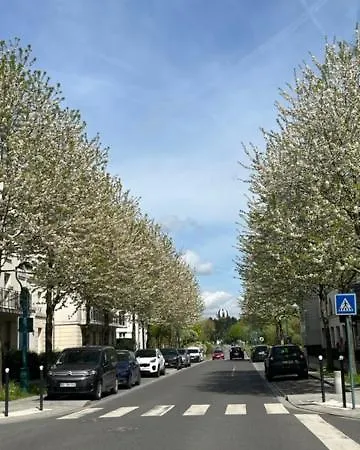 Family - Steps From Disneyland Apartment *